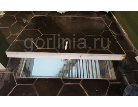 Напольный люк АМО 700п*600